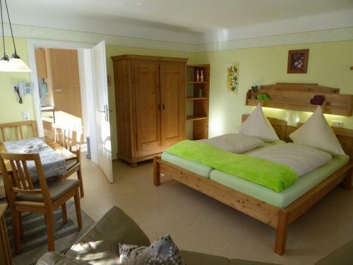 Hostal Pension Roseng�rtchen
