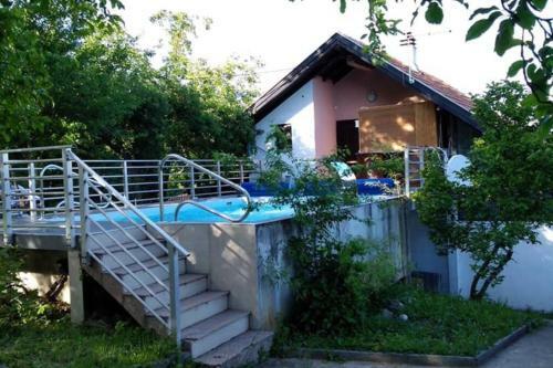 Pool & Sauna House