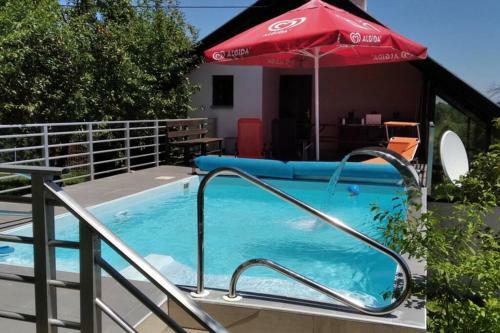 Pool & Sauna House