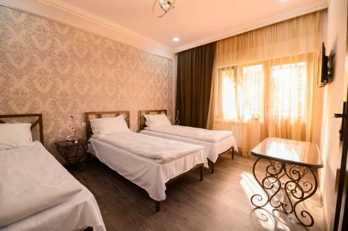 Karnel Hotel