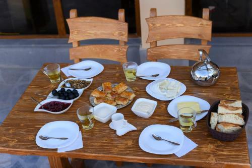 Karnel Hotel