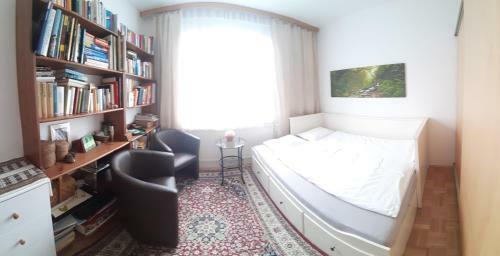 Bedroom@home