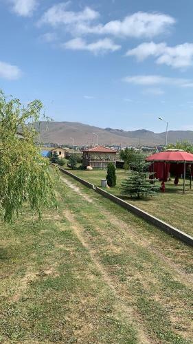 Paradise Villa In Sevan