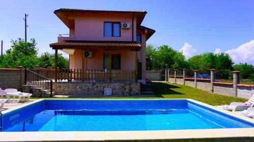 ???? ????? - Villa Marna