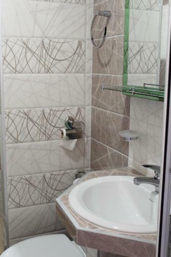 Hostal Guest House Valiland