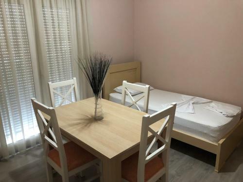 Hotel Rent Rooms Kapri