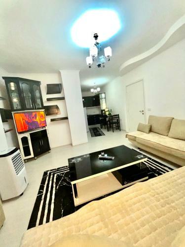 B&w Apartment
