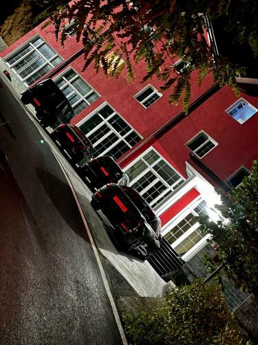 Hotel SH & SH