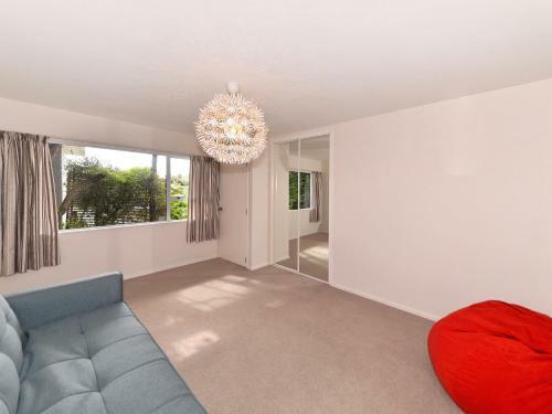 Wisteria Heights - Nelson Holiday Home