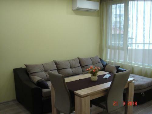 Apartment Deni