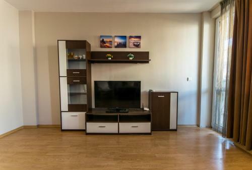 Great Apartment Near The Sea,central Place!