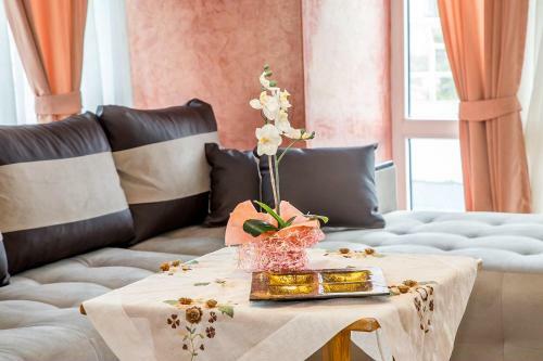 Apartamento Spacious & Sunny Maisonette W/ Terrace Near Centre