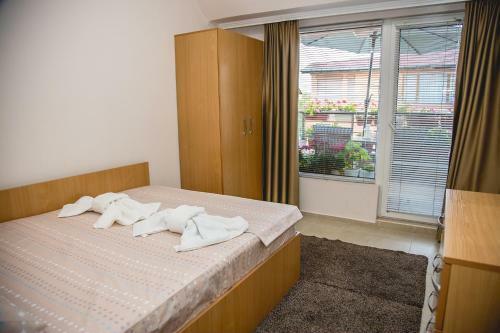 Apartamento Private 2-bdr Apt. + Parking Near Lazur Stadium