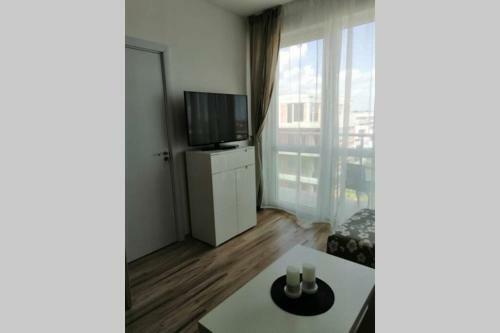 Apartamento Sch�ne 2 Zimmer Wohnung, 2 Min. Vom Strand Entfern