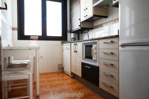Apartamento Mar de Prellezo: Parking Y Piscina Comunitaria