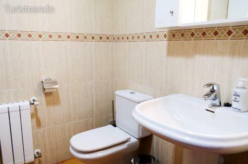 Apartamento Mar de Prellezo: Parking Y Piscina Comunitaria