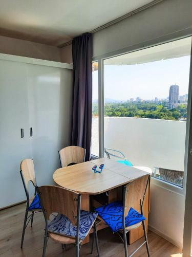 Private Sea View Studio Apartment