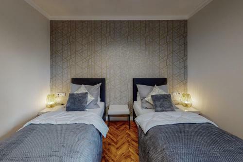 Apartamento Golden Black