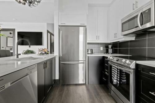 Secluded Simcoe St Treasure