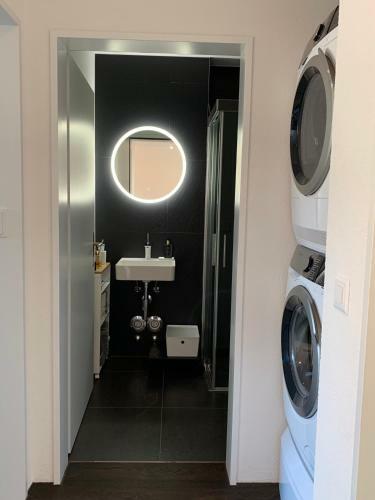Central & Elegant Room In Biel