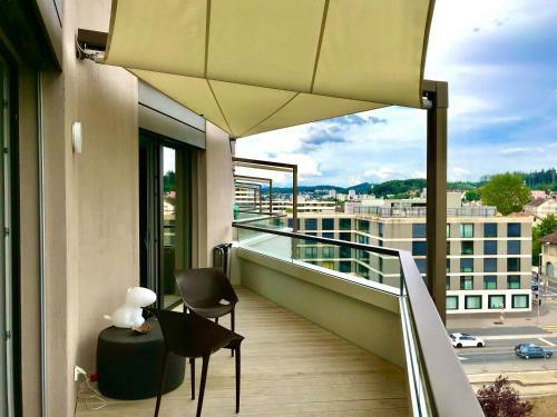 Central & Elegant Room In Biel