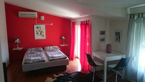 Apartments Thea