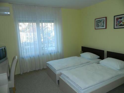 Hostal Villa Park