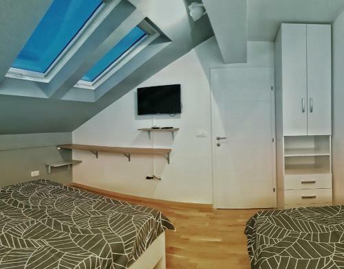 Sun Valley Apartments