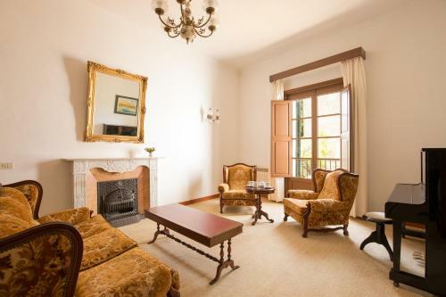 4 Cantons - La Goleta Villas