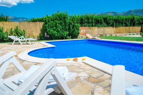 Villa Mirna