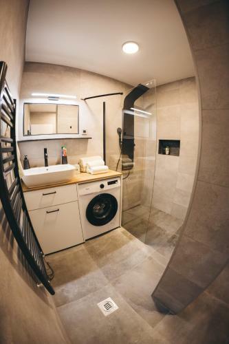 Hellosky Apartment