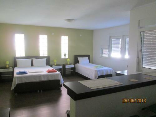 Hostal Guesthouse Stari Grad