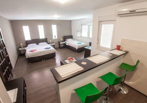 Hostal Guesthouse Stari Grad