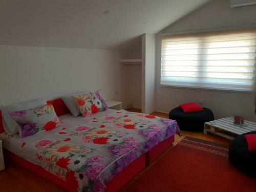 Hostel Enardi