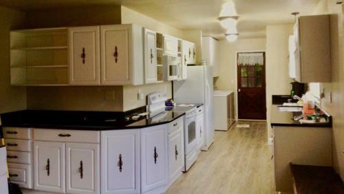 Mendenhall Private Room In Shared Home - Discount On Tours