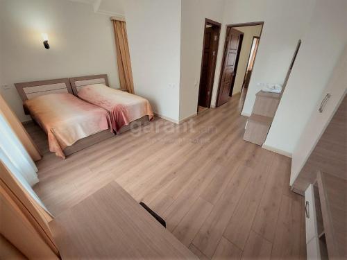 Apartamento ???????? ????? - ? 4 ????????? ? ??????????