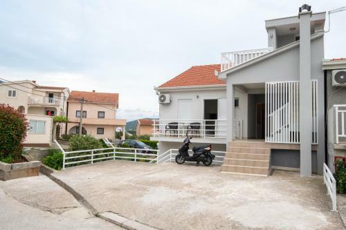 Apartmani Iva