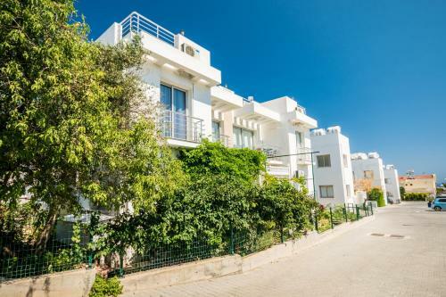 Luxury Two-bedroom Apartment In Amazing Place Lukomorye E5
