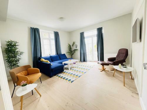 Hostal Aday - Modern Living - Yang Room