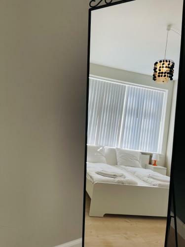 Apartamento Aday-booking - 2 Bedroom With Modern Kitchen And Free Parking
