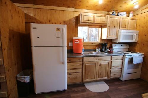 Alaskan Adventure Dry Cabins