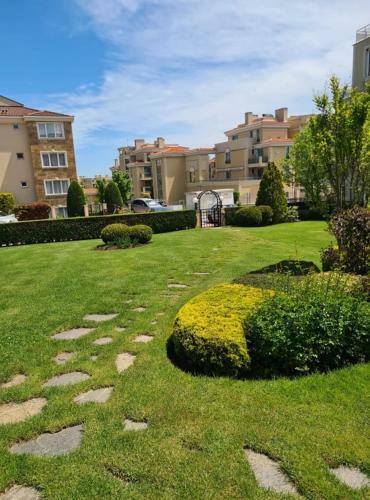 Sunny Island Complex Apartment