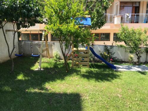 Family Hotel Akra