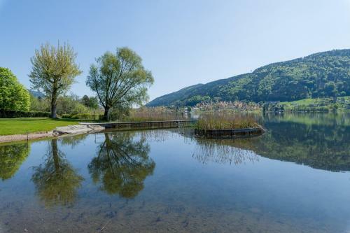 Apartamento Rosebeach Appartement Am Ossiachersee