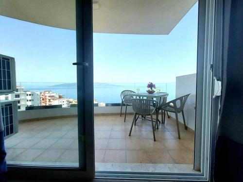 Pearl Apartment