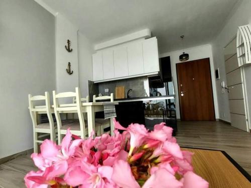 Pearl Apartment