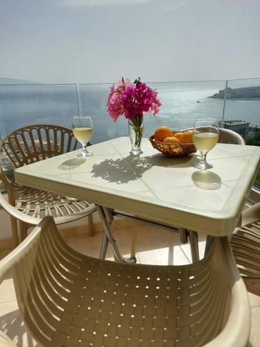 Pearl Apartment