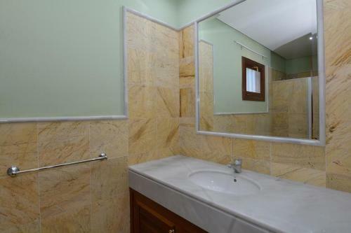 Private Villa With Pool Faro Park