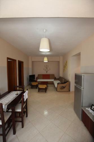 Veli Apartment Sarande
