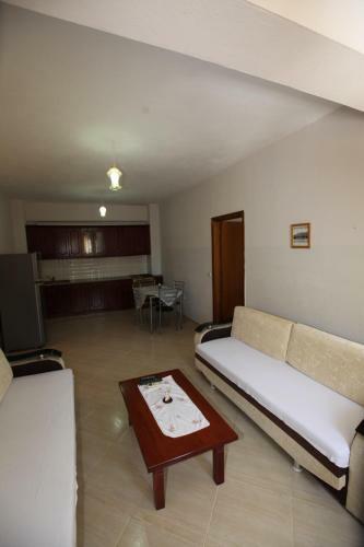 Veli Apartment Sarande